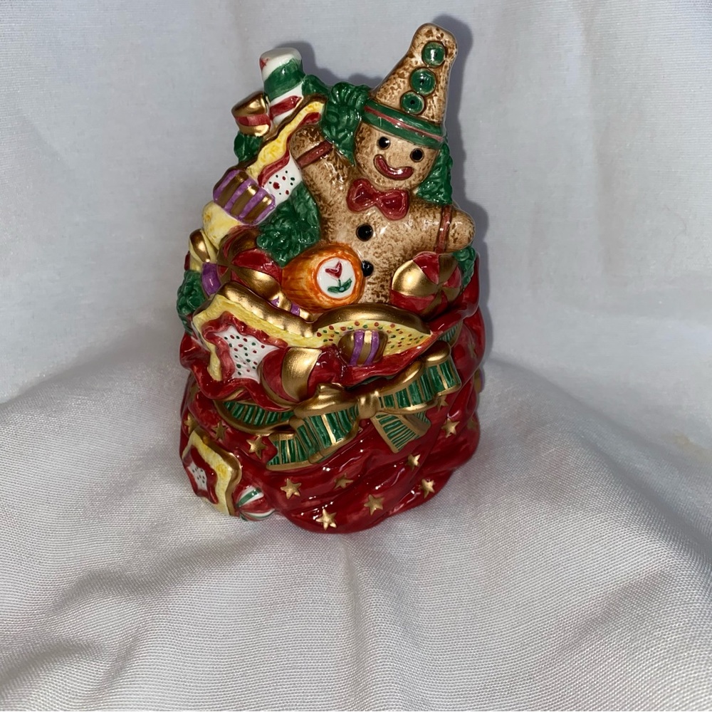 Fitz & Floyd Santa’s Sweets Lidded Candy Box - perfect condition!
